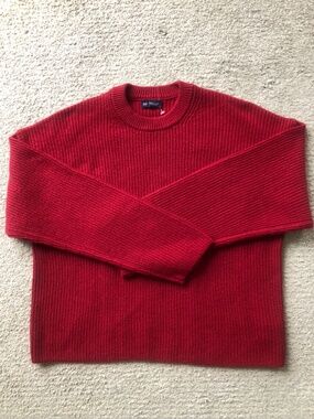 Gap- Crewneck Sweater.NWOT.